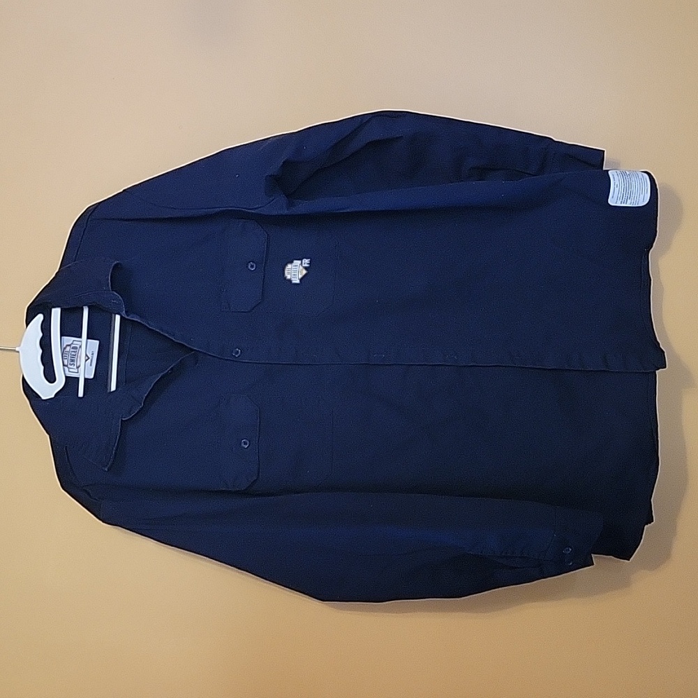 Men's Large FR button down shirt. SZ L